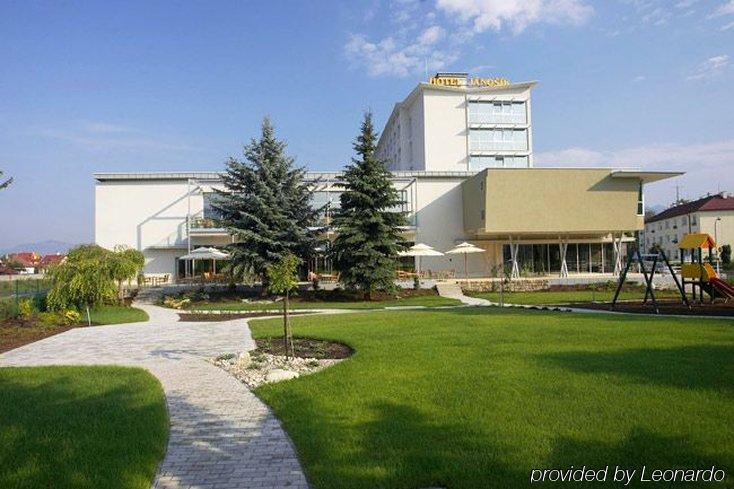 Hotel Janosik Liptovsky Mikulas Exterior photo